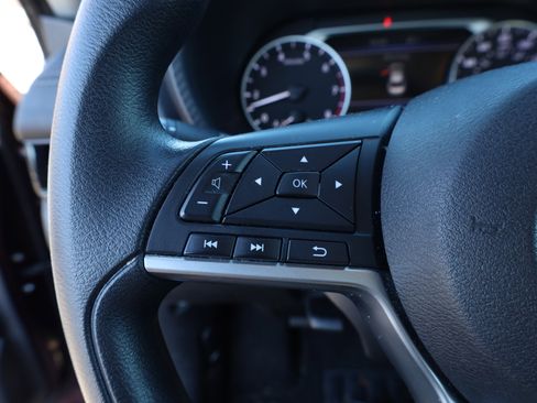 Used 2024 Nissan Sentra SV image 16