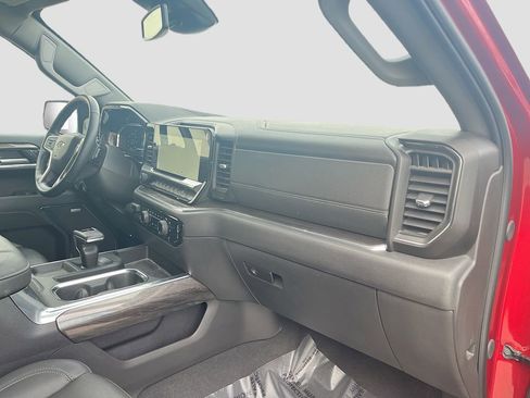 Used 2024 Chevrolet Silverado 1500 LTZ image 29