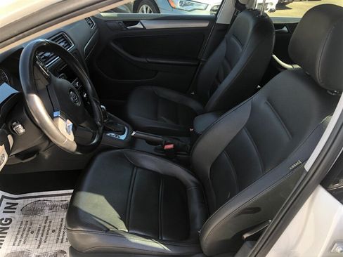 Used 2014 Volkswagen Jetta TDI FWD image 9