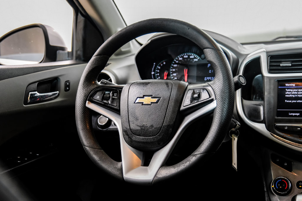 Used 2020 Chevrolet Sonic LT FWD image 20