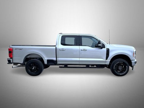 Used 2023 Ford F250 XLT w/ XLT Premium Package image 4