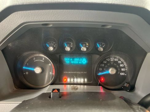 Used 2014 Ford F450 XLT w/ XLT Interior Package AWD/4WD image 7