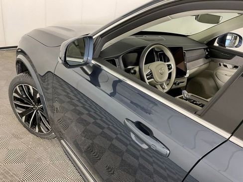 New 2026 Volvo XC90 B6 Ultra w/ Protection Package image 39