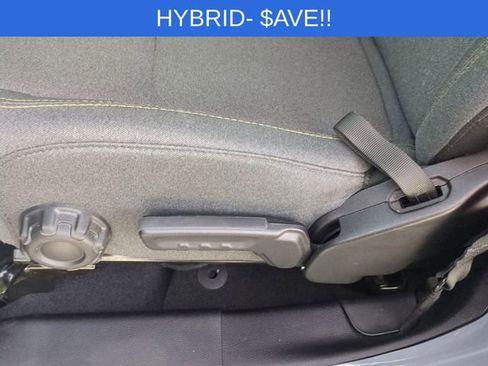 Used 2025 Jeep Wrangler Unlimited Sahara image 15