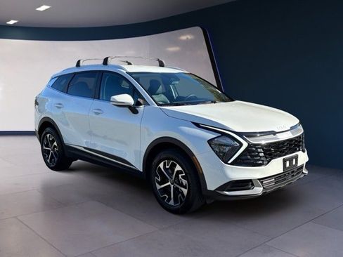 Certified 2023 Kia Sportage EX image 7