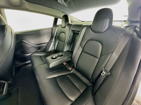 Used 2021 Tesla Model 3 Standard Range Plus RWD image 27