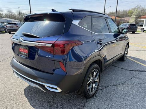 Used 2021 Kia Seltos EX AWD/4WD image 7