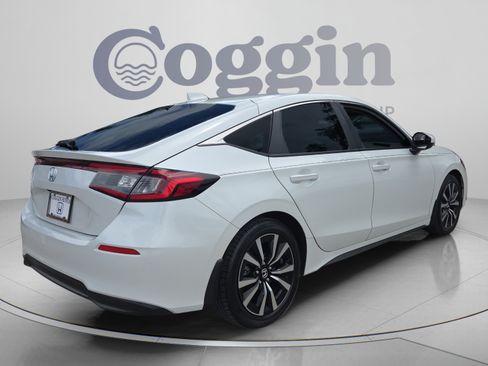Used 2024 Honda Civic EX-L image 5