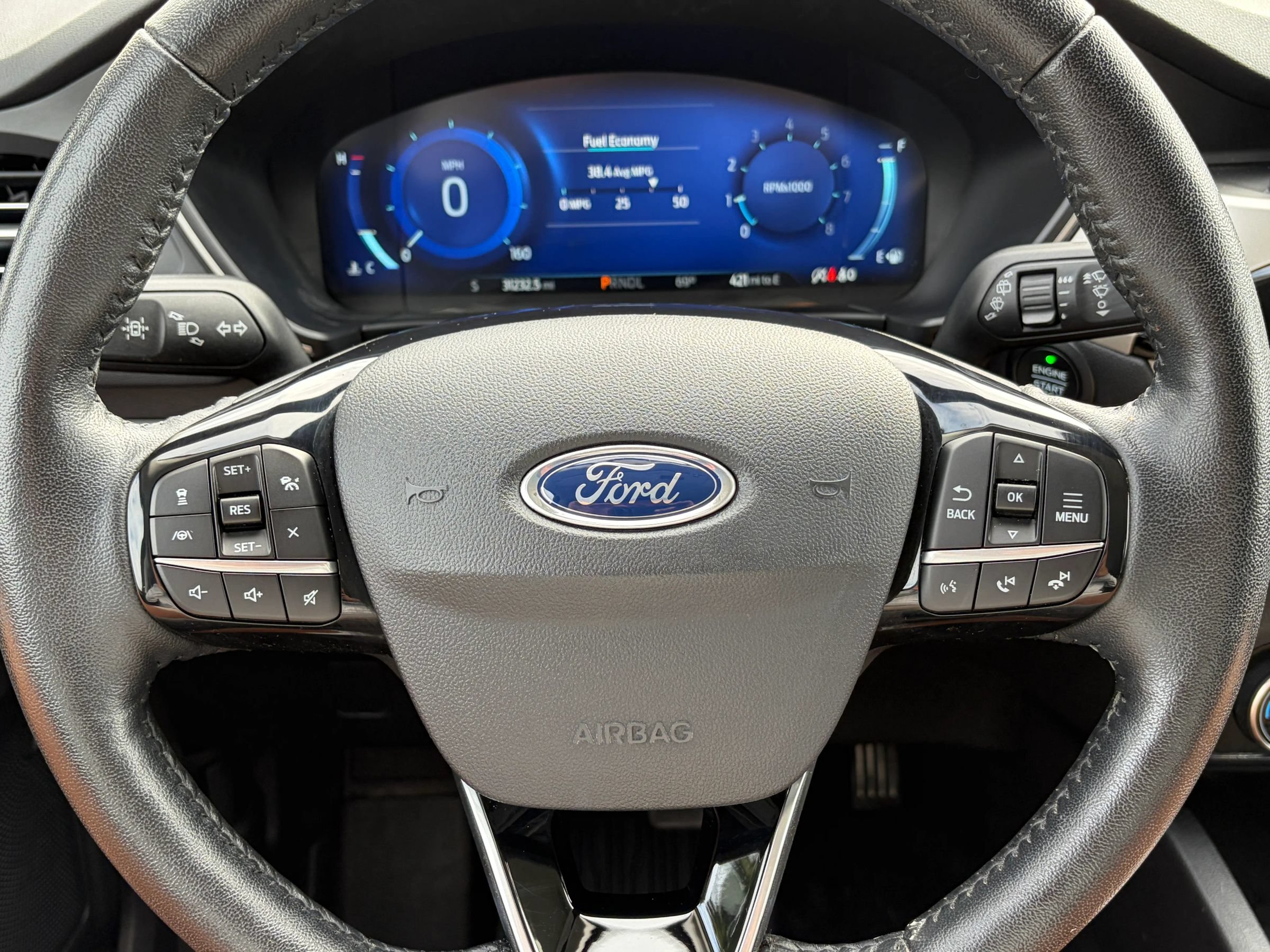Used 2021 Ford Escape SEL w/ Technology Package AWD/4WD image 32