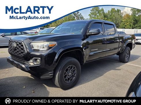 Used 2018 Toyota Tacoma SR5 RWD image 1