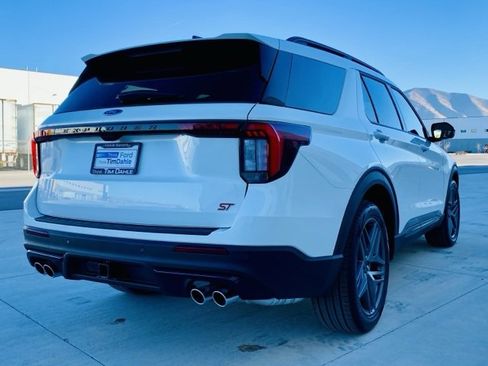 New 2026 Ford Explorer ST w/ Sun And Sound Package image 5