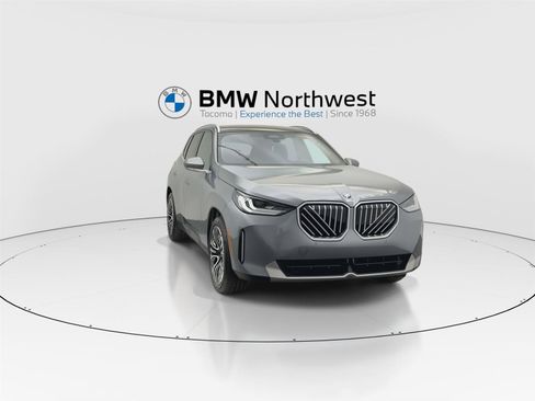 Used 2025 BMW X3 xDrive30i w/ Convenience Package image 7