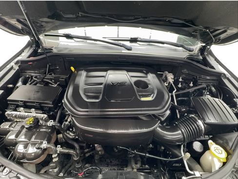Used 2019 Jeep Grand Cherokee Limited RWD image 17