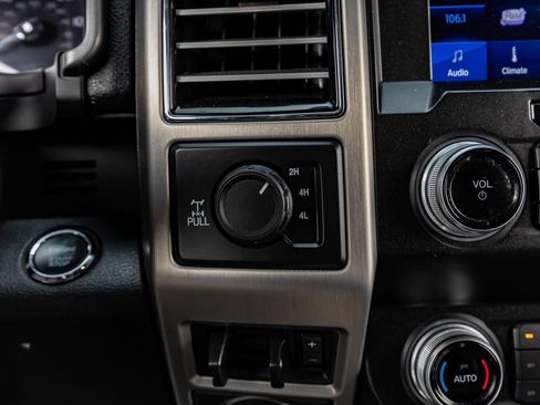 Used 2021 Ford F350 Platinum AWD/4WD image 26