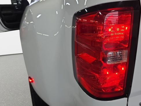 Used 2019 GMC Sierra 3500 Denali w/ Duramax Plus Package image 33