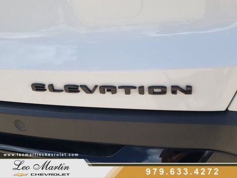 Used 2026 GMC Terrain Elevation w/ Elevation Premium Package FWD image 5