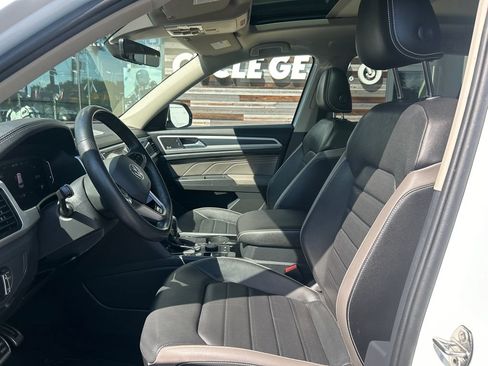 Used 2023 Volkswagen Atlas SEL Premium AWD/4WD image 10