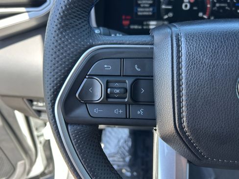 Used 2025 Toyota Tundra Platinum image 26