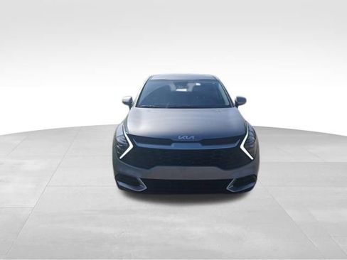 Certified 2024 Kia Sportage LX image 8