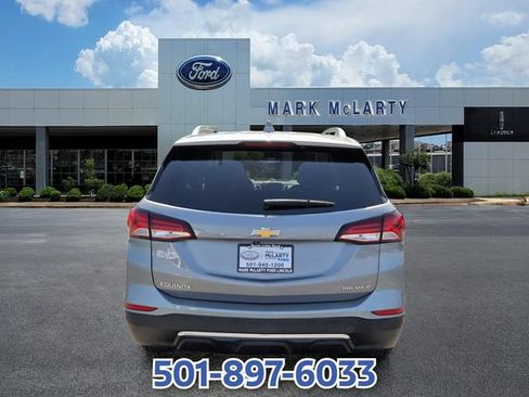 Used 2024 Chevrolet Equinox Premier FWD image 4