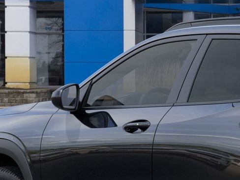 New 2026 Chevrolet Trax RS w/ Sunroof Package FWD image 12