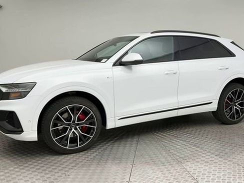 Used 2023 Audi Q8 Premium Plus image 6