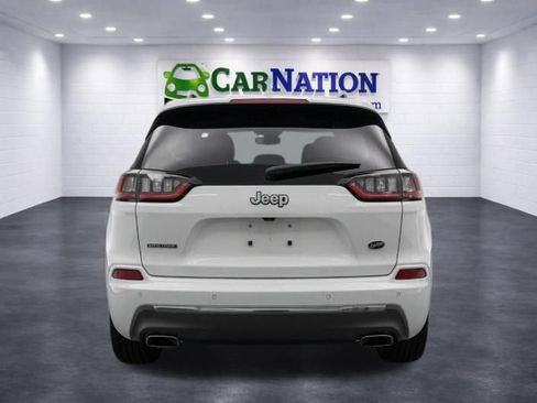Used 2019 Jeep Cherokee Overland w/ Technology Group AWD/4WD image 4