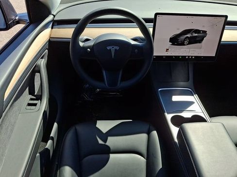 Used 2023 Tesla Model Y Long Range AWD/4WD image 13