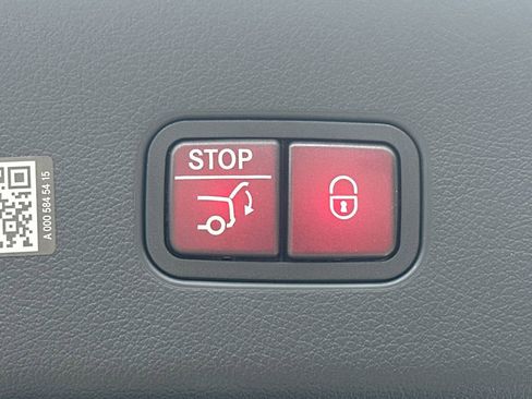 New 2025 Mercedes-Benz GLC 63 AMG S image 22