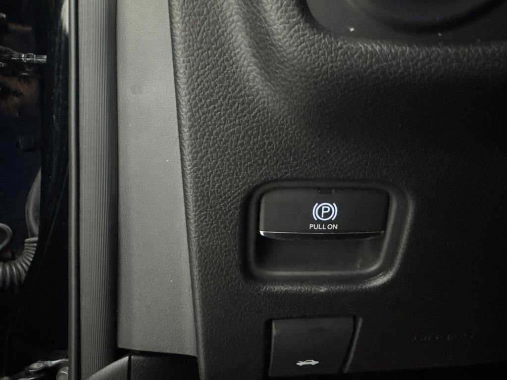 Used 2024 Jeep Grand Cherokee Limited AWD/4WD image 26