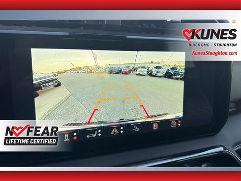 Used 2024 GMC Sierra 2500 AT4X image 32