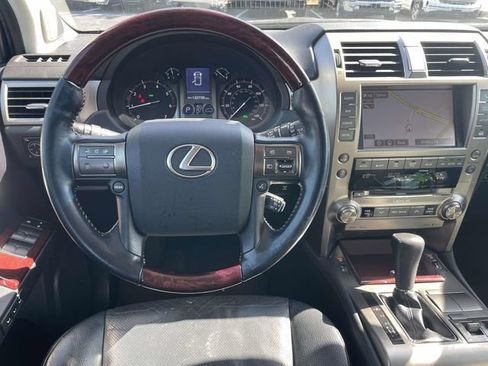 Used 2016 Lexus GX 460 w/ Premium Package AWD/4WD image 14
