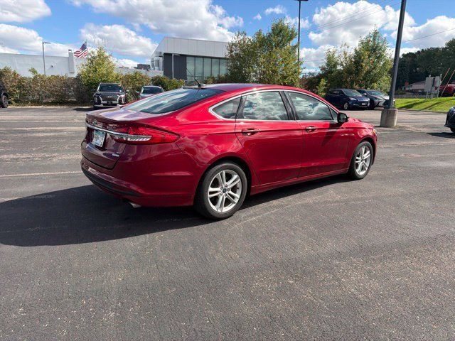 Used 2018 Ford Fusion SE w/ Fusion SE Technology Package FWD image 25