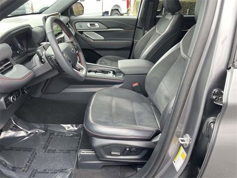 Used 2025 Ford Explorer ST w/ Sun And Sound Package image 11