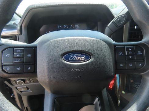 Used 2025 Ford F150 STX w/ Equipment Group 201A FX4 AWD/4WD image 27