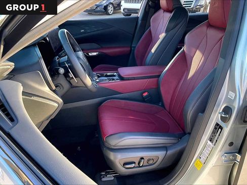 Used 2024 Lexus RX 500h F Sport w/ Convenience Package image 7