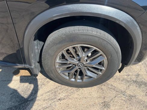 Used 2023 Nissan Rogue S AWD/4WD image 19