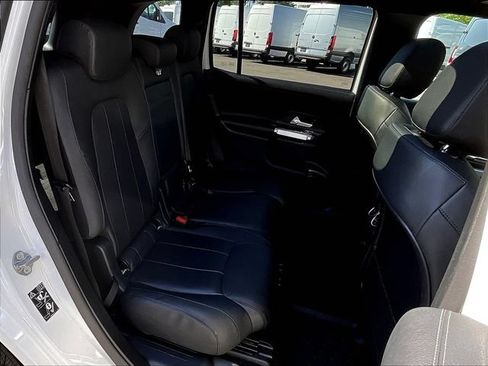 Certified 2023 Mercedes-Benz GLB 250 4MATIC image 27