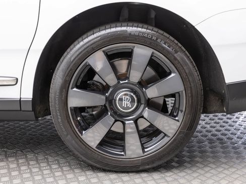 Used 2021 Rolls-Royce Cullinan AWD/4WD image 57