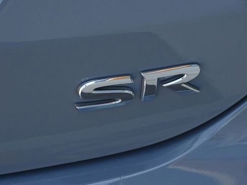 Used 2022 Nissan Kicks SR image 15