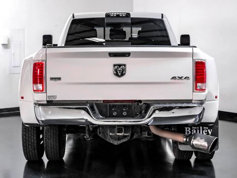 Used 2018 RAM 3500 Laramie w/ Cold Weather Group image 8