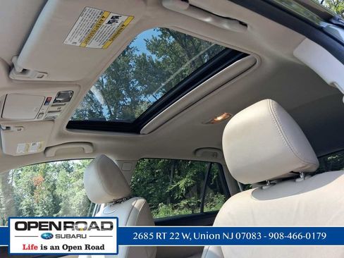 Used 2017 Subaru Outback 2.5i Limited AWD/4WD image 35