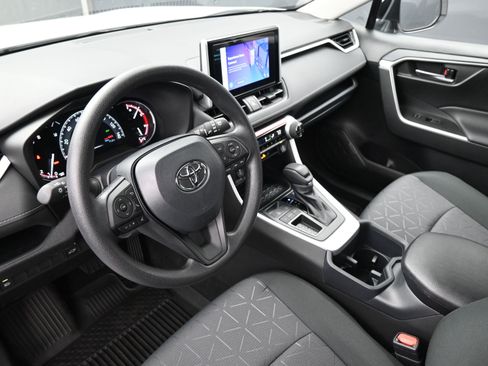 New 2025 Toyota RAV4 XLE image 13