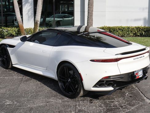 Used 2019 Aston Martin DBS Superleggera image 34