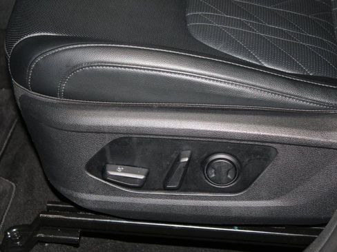 Used 2023 Kia Sportage X-Line image 13