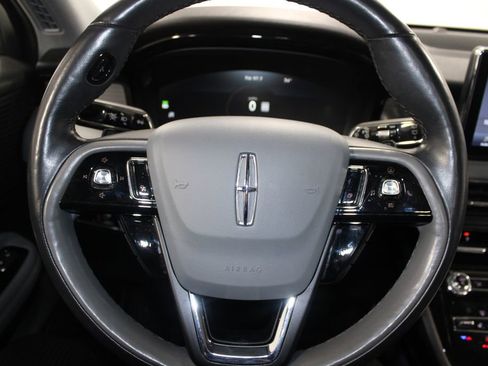 Used 2022 Lincoln Corsair Reserve w/ Equipment Group 201A image 37