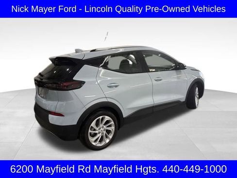 Used 2023 Chevrolet Bolt EUV LT image 5