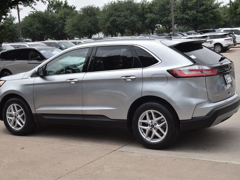 Used 2022 Ford Edge SEL w/ Convenience Package AWD/4WD image 6