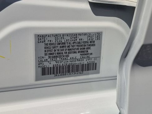 Used 2025 Nissan Sentra S FWD image 34