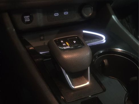 Used 2024 Nissan Rogue SL w/ SL Premium Package image 26